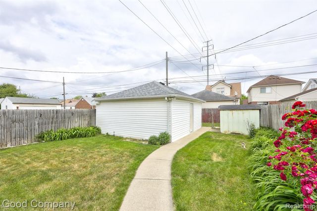 6464 Coleman Street, Dearborn, MI 48126