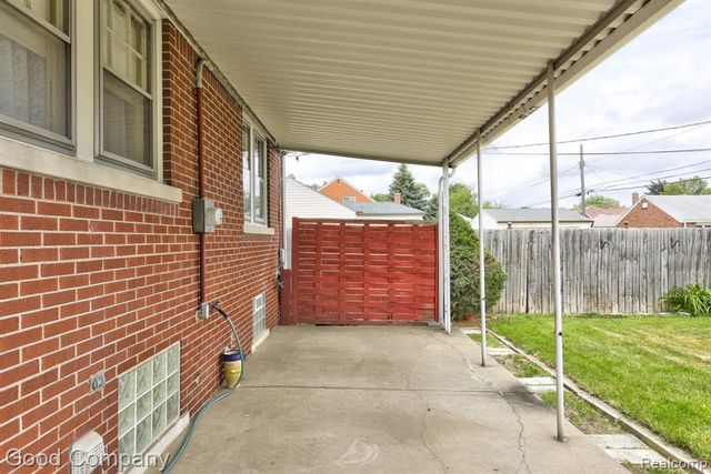 6464 Coleman Street, Dearborn, MI 48126