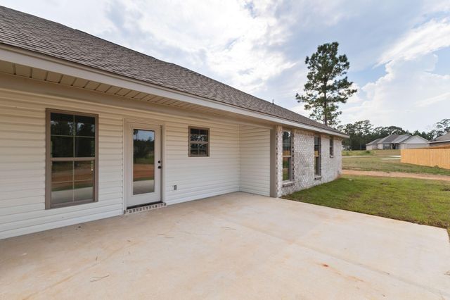 29 Applewood, Purvis, MS 39475