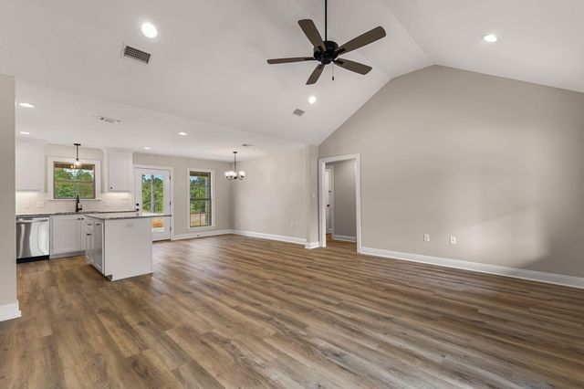 29 Applewood, Purvis, MS 39475