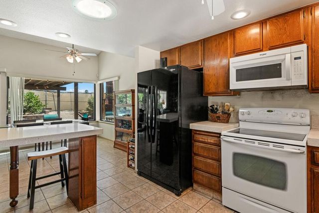 76739 Oklahoma Avenue, Palm Desert, CA 92211