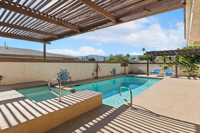 76739 Oklahoma Avenue, Palm Desert, CA 92211