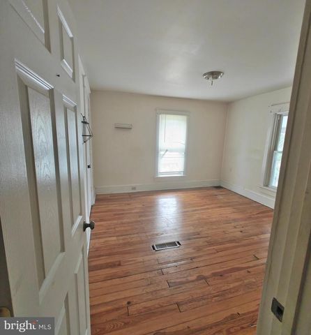 1217 WILSON AVE, Chambersburg, PA 17201