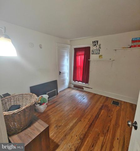 1217 WILSON AVE, Chambersburg, PA 17201