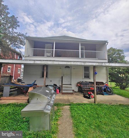 1217 WILSON AVE, Chambersburg, PA 17201
