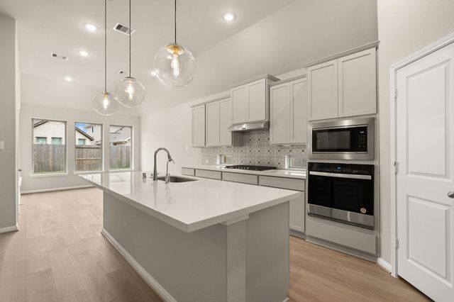 1459 Florecer Lane, Magnolia, TX 77354