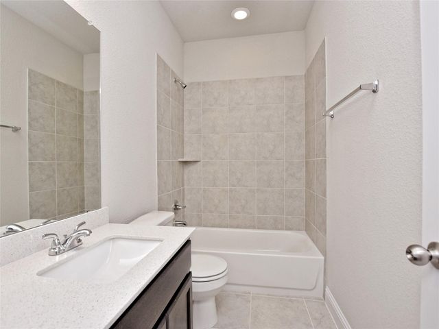 8116 Bronco LN, Lago Vista, TX 78645