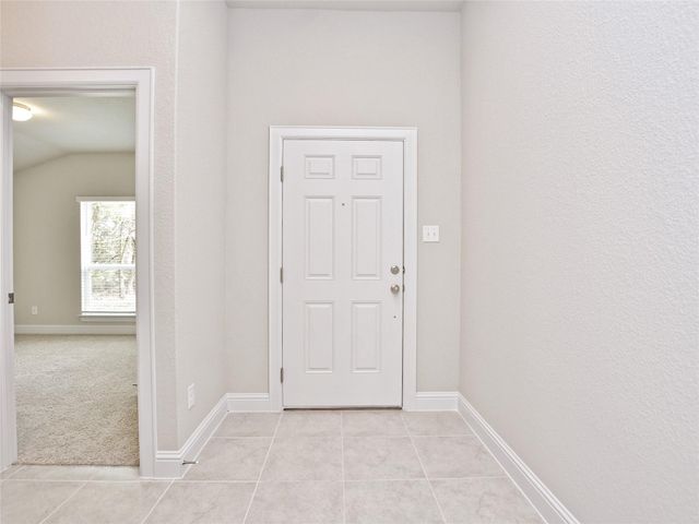 8116 Bronco LN, Lago Vista, TX 78645