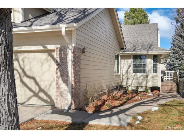 1912 E Phillips Dr, Centennial, CO 80122