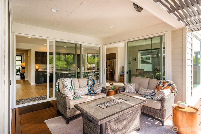 13220 181st Avenue Ct E, Bonney Lake, WA 98391