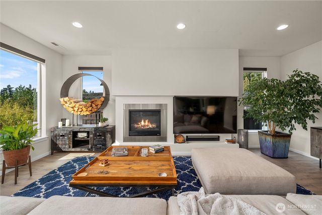 13220 181st Avenue Ct E, Bonney Lake, WA 98391