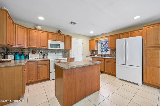 30 Whitmore Drive, Toms River, NJ 08757