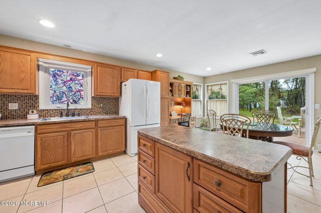 30 Whitmore Drive, Toms River, NJ 08757
