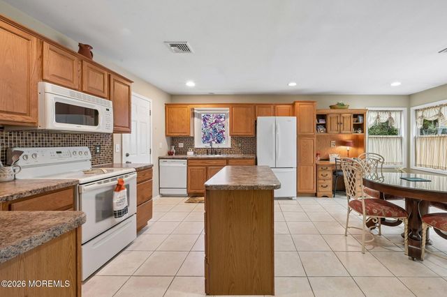 30 Whitmore Drive, Toms River, NJ 08757