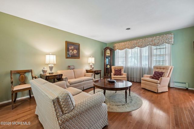 30 Whitmore Drive, Toms River, NJ 08757