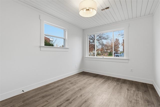 1006 Edgewood Rd, New Kensington, PA 15068