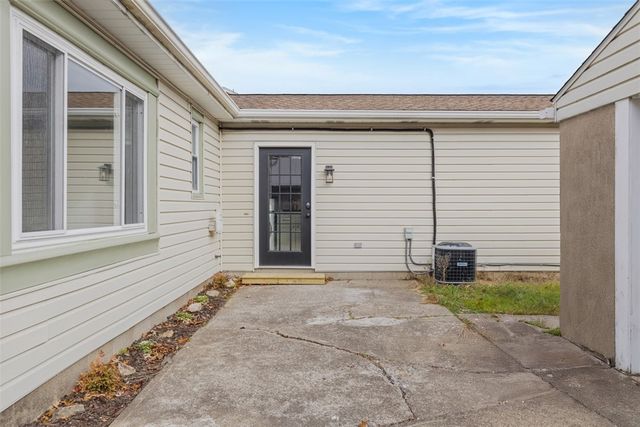 1006 Edgewood Rd, New Kensington, PA 15068