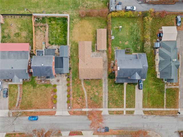 1006 Edgewood Rd, New Kensington, PA 15068