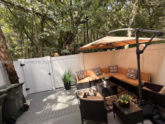 5703 NW 48th Ave 48, Coconut Creek, FL 33073