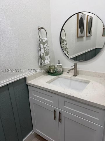 5703 NW 48th Ave 48, Coconut Creek, FL 33073