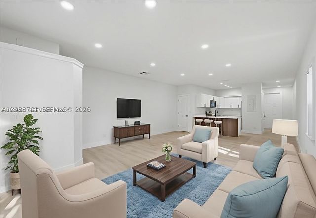 5703 NW 48th Ave 48, Coconut Creek, FL 33073