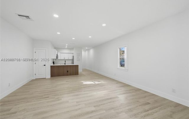 5703 NW 48th Ave 48, Coconut Creek, FL 33073