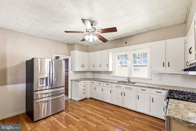 16 PEARL ST, Newfield, NJ 08344