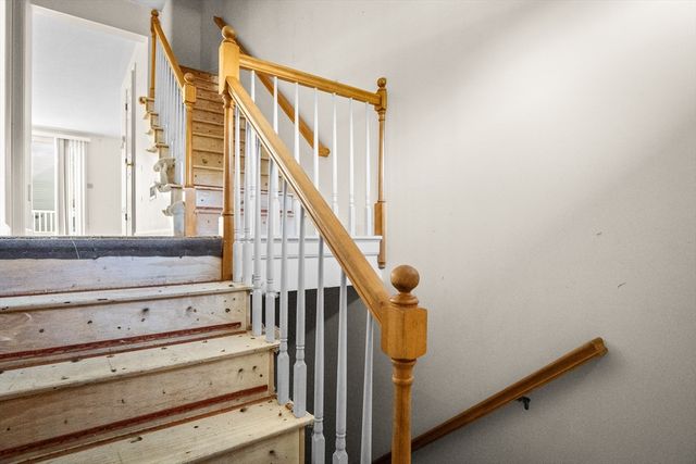 37 Constitution 115, Danvers, MA 01923