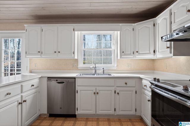 8014 HARBOR AVENUE NE, Tuscaloosa, AL 35406