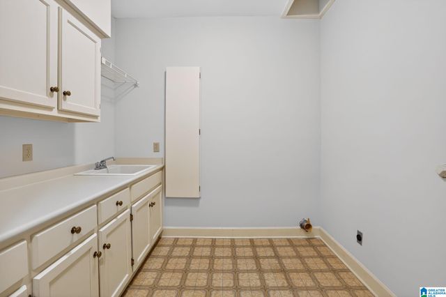 8014 HARBOR AVENUE NE, Tuscaloosa, AL 35406