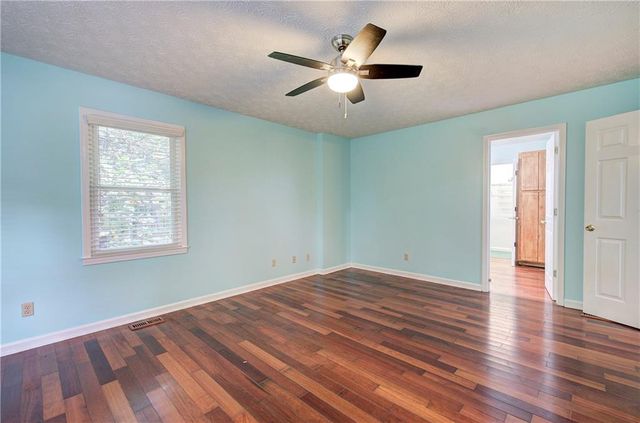 65 Gaddis Road NW, Cartersville, GA 30120
