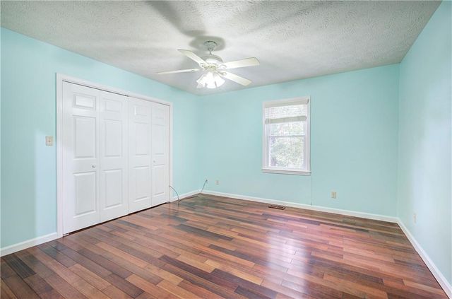 65 Gaddis Road NW, Cartersville, GA 30120