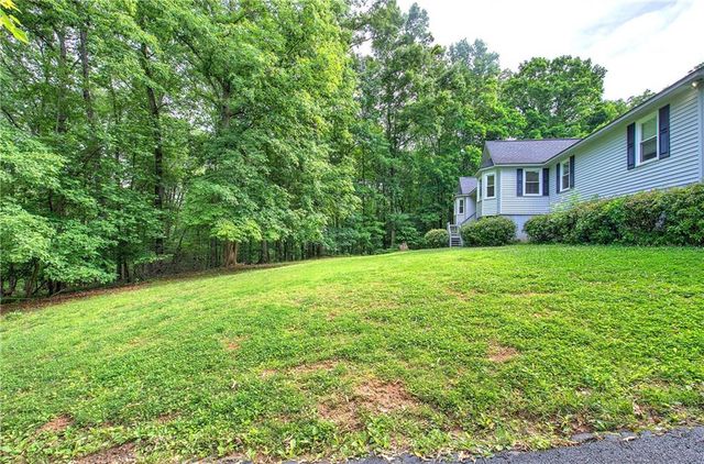 65 Gaddis Road NW, Cartersville, GA 30120