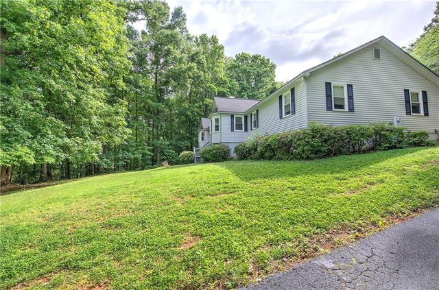 65 Gaddis Road NW, Cartersville, GA 30120