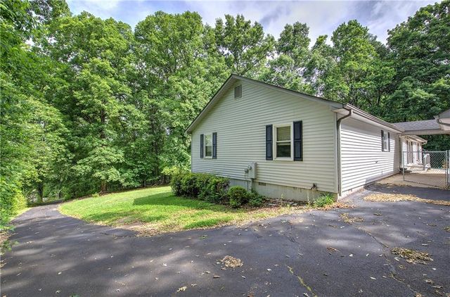 65 Gaddis Road NW, Cartersville, GA 30120