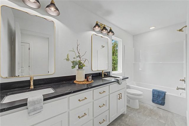 5 Minack, Bella Vista, AR 72714