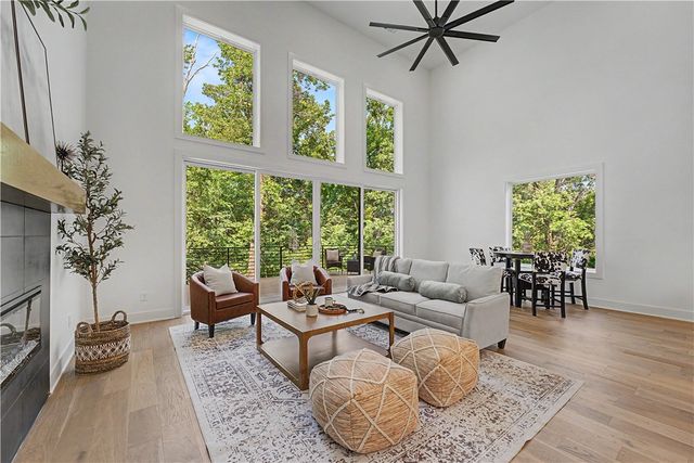 5 Minack, Bella Vista, AR 72714