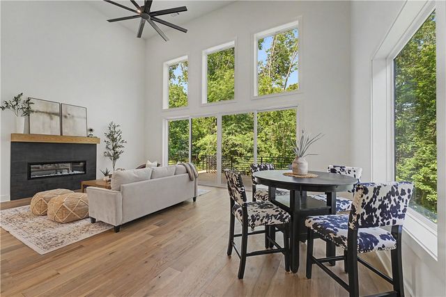 5 Minack, Bella Vista, AR 72714