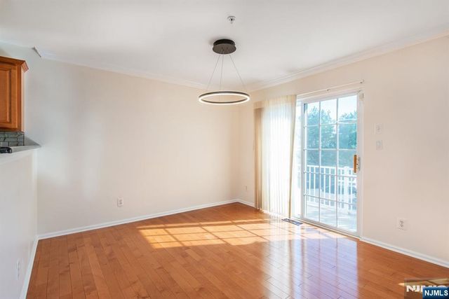 146 Summit Ridge 1406, Pompton Lakes, NJ 07442