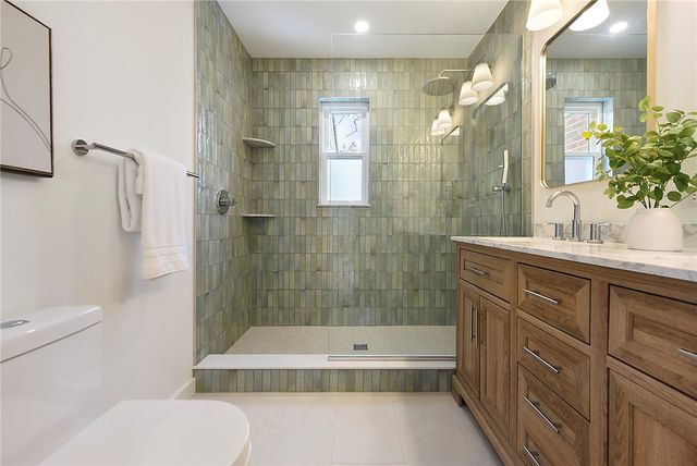 105 Weller Dr, Mccandless, PA 15090