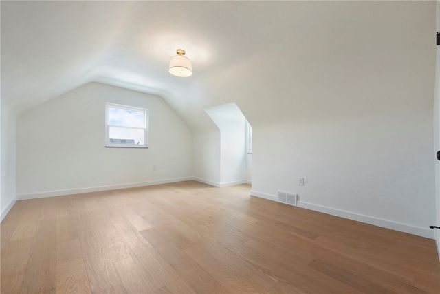 105 Weller Dr, Mccandless, PA 15090