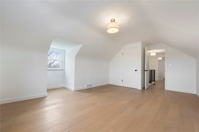 105 Weller Dr, Mccandless, PA 15090