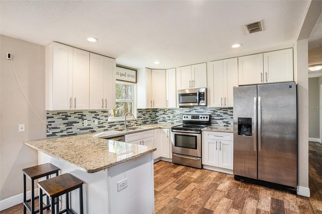 909 SILVER RIDGE WAY, Valrico, FL 33594