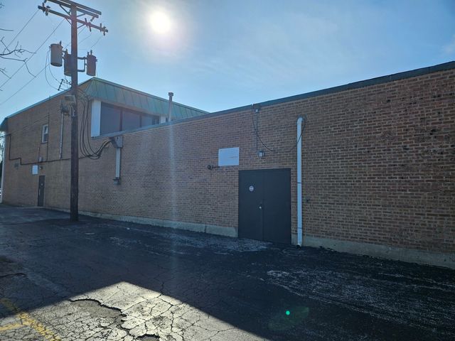 4414 Roosevelt Road, Hillside, IL 60162