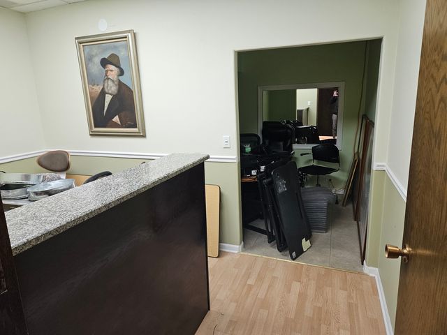 4414 Roosevelt Road, Hillside, IL 60162
