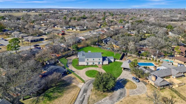 1016 Crestview Drive, Sherman, TX 75092