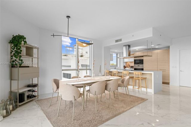 17111 Biscayne Boulevard 402, North Miami Beach, FL 33160