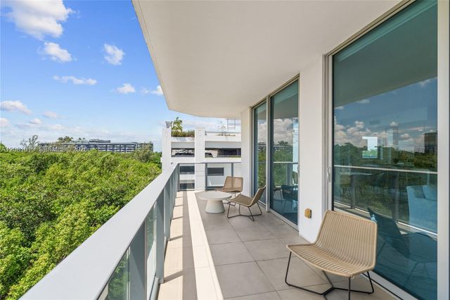 17111 Biscayne Boulevard 402, North Miami Beach, FL 33160