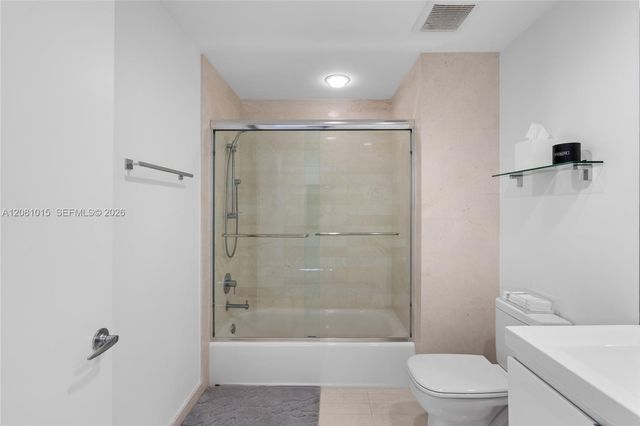 17111 Biscayne Boulevard 402, North Miami Beach, FL 33160