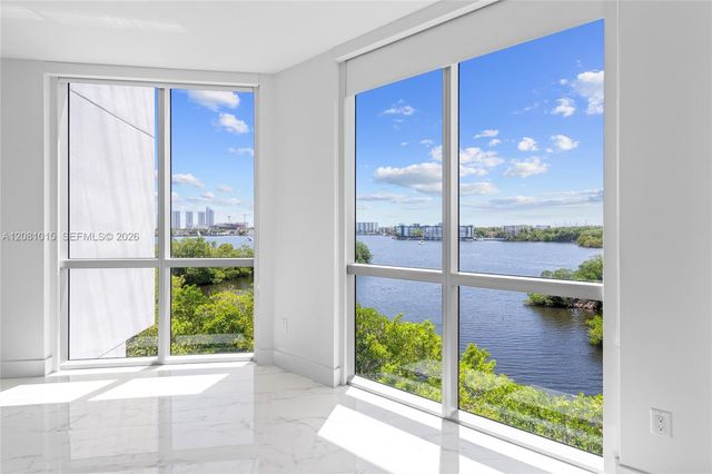17111 Biscayne Boulevard 402, North Miami Beach, FL 33160